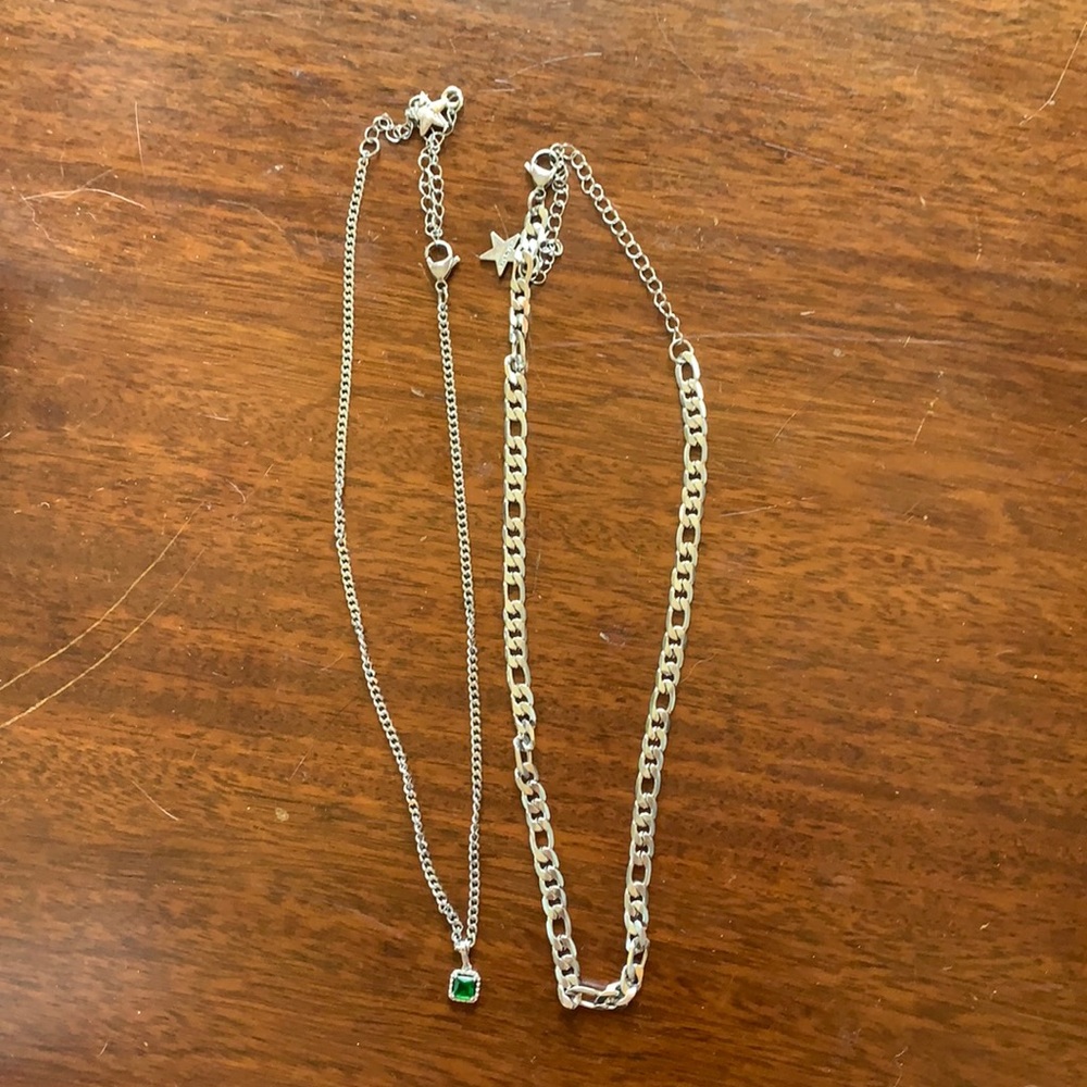 2 Dalmata chain necklaces